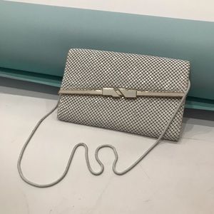 Vintage white chainmail metal mesh handbag with long strap 😍